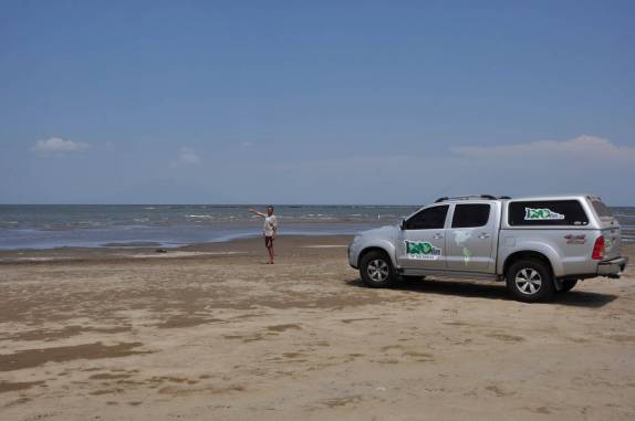 A caminho de San Juan del Sur, uma parada rápida em uma praia do lago Nicarágua para aproveitar o dia ensolarado